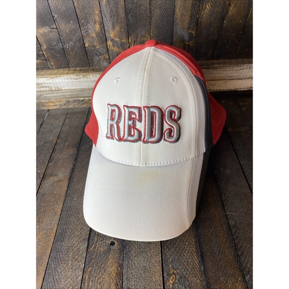 Nike Other - Cincinnati Reds Nike 1 Size Fitted Baseball Hat Cap